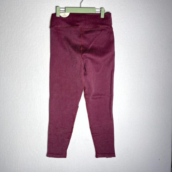 NWT Offline by aerie Ribbed Offline 7/8 Hi-Rise Leggings Dark Red Size XXL - Picture 7 of 13